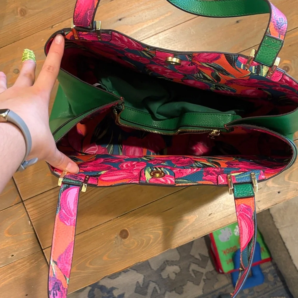 Steve Madden Green Tote Bag - Picture 3 of 7